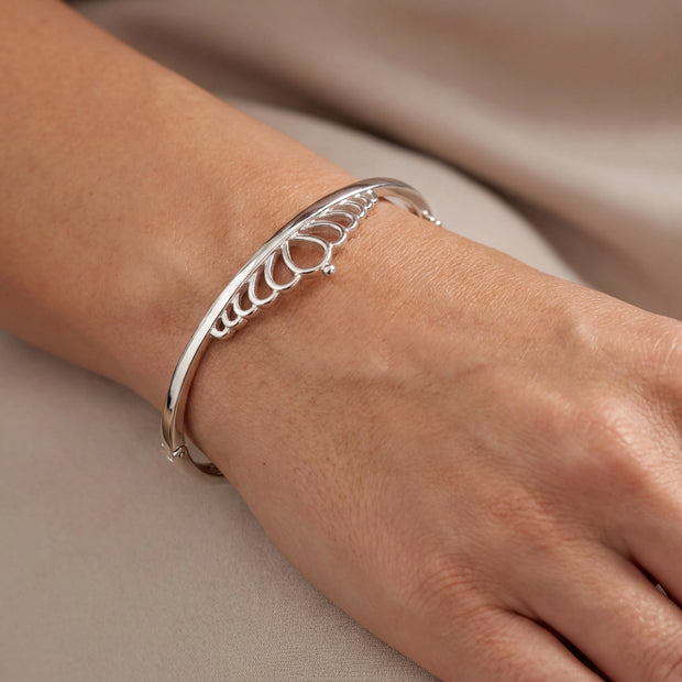 Tiara Motif Bangle — 2
