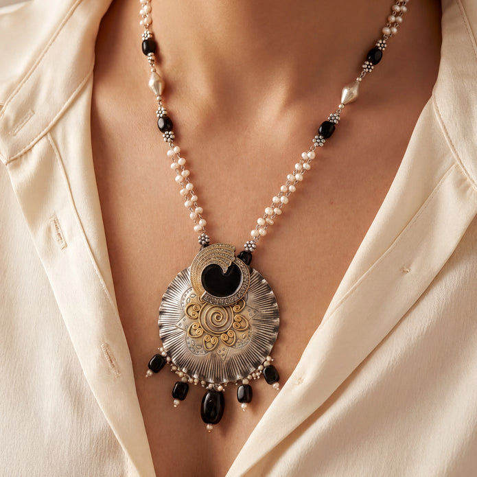 Onyx Pearl Necklace — 2