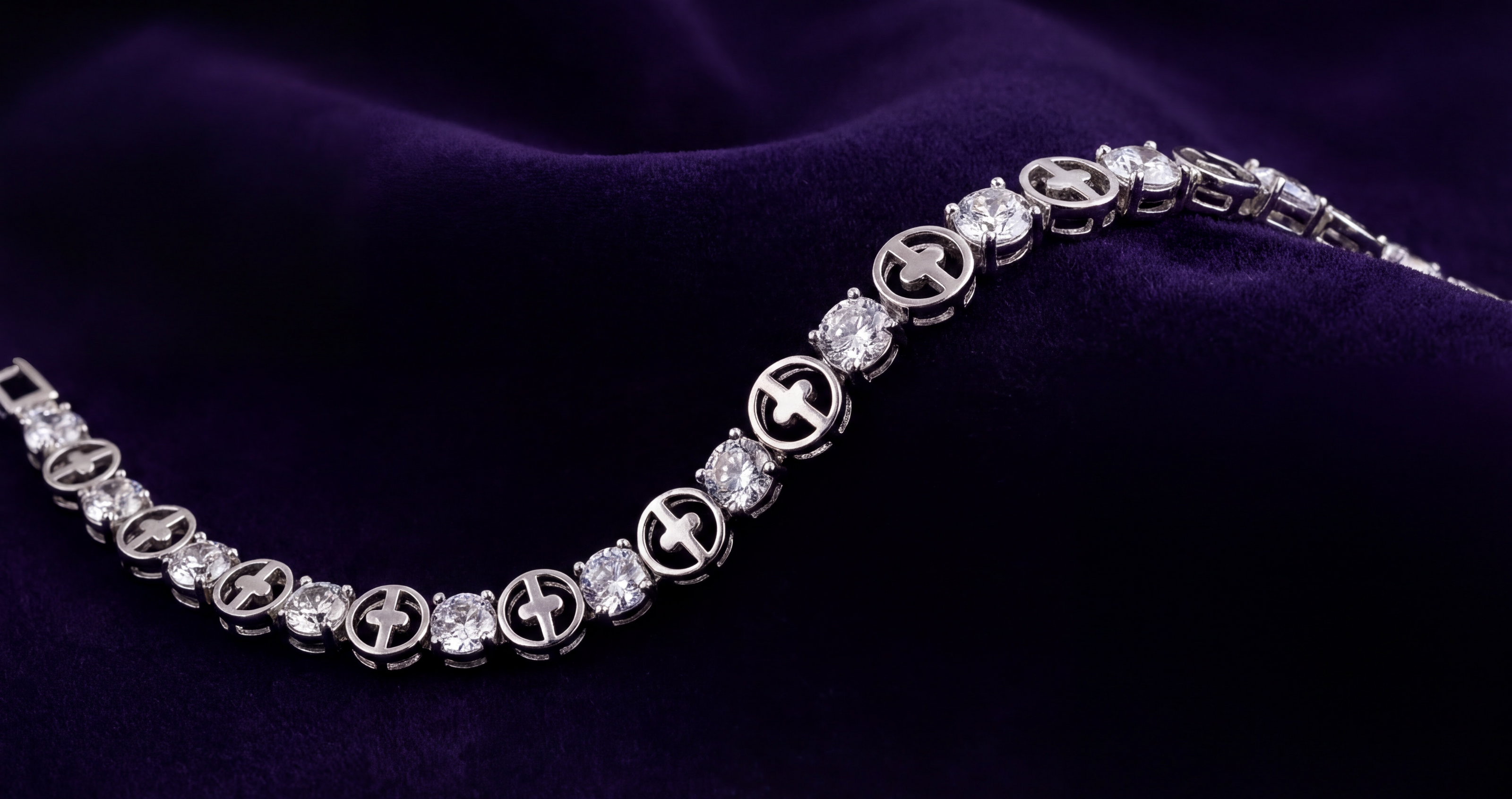 CZ Motif Link Bracelet — 3